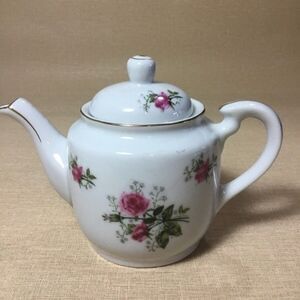 Vintage Lefton NE 4063 Hand Painted White/Pink Rose Tea Pot‎ China